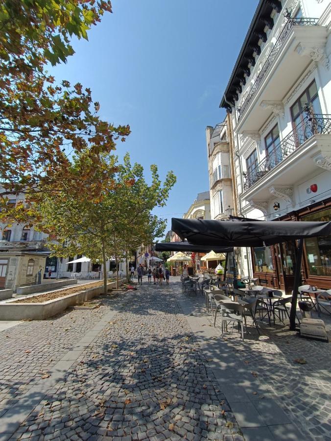 Appartamento Old Town Within Bucarest Esterno foto